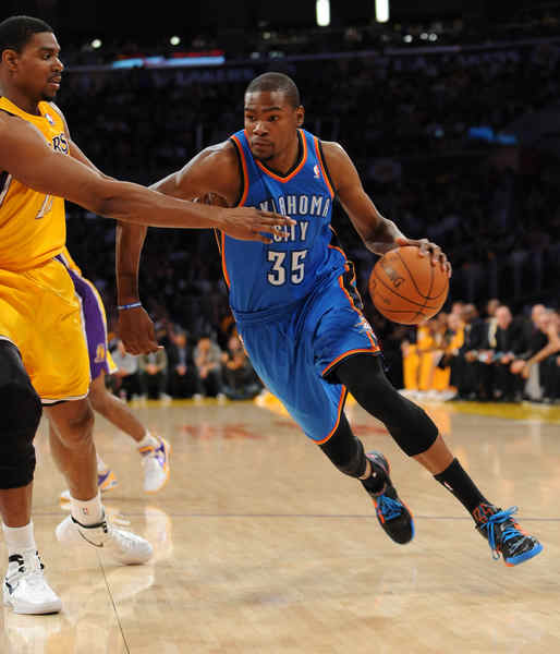 曼联在防守 曼联在防守