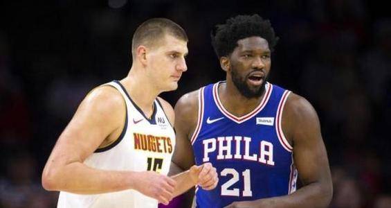 目不转睛 目不转睛