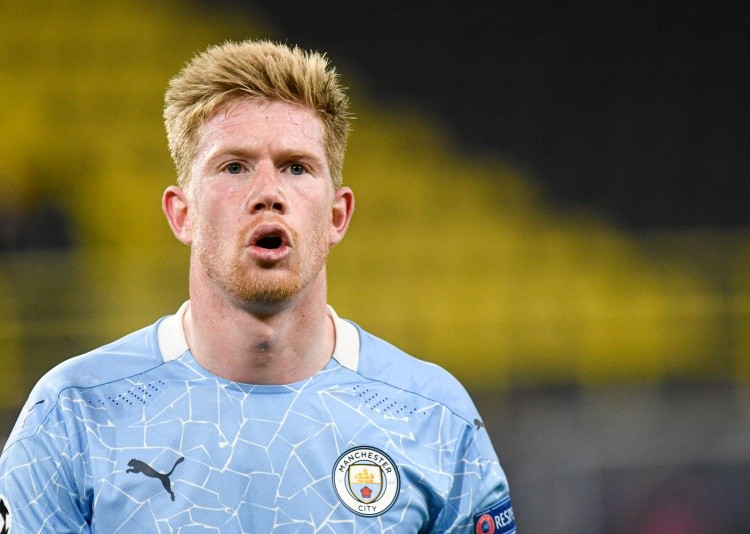 让路过观众 让路过观众