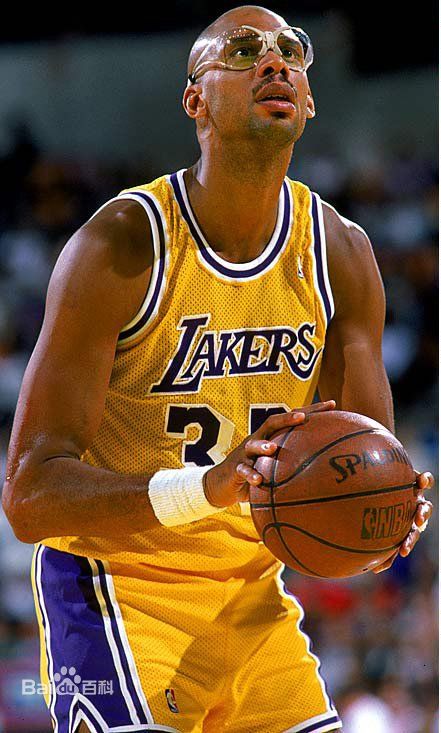 被两队演绎 被两队演绎